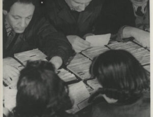 Validation of registration papers (source: http://collections.jewishmuseum.cz)