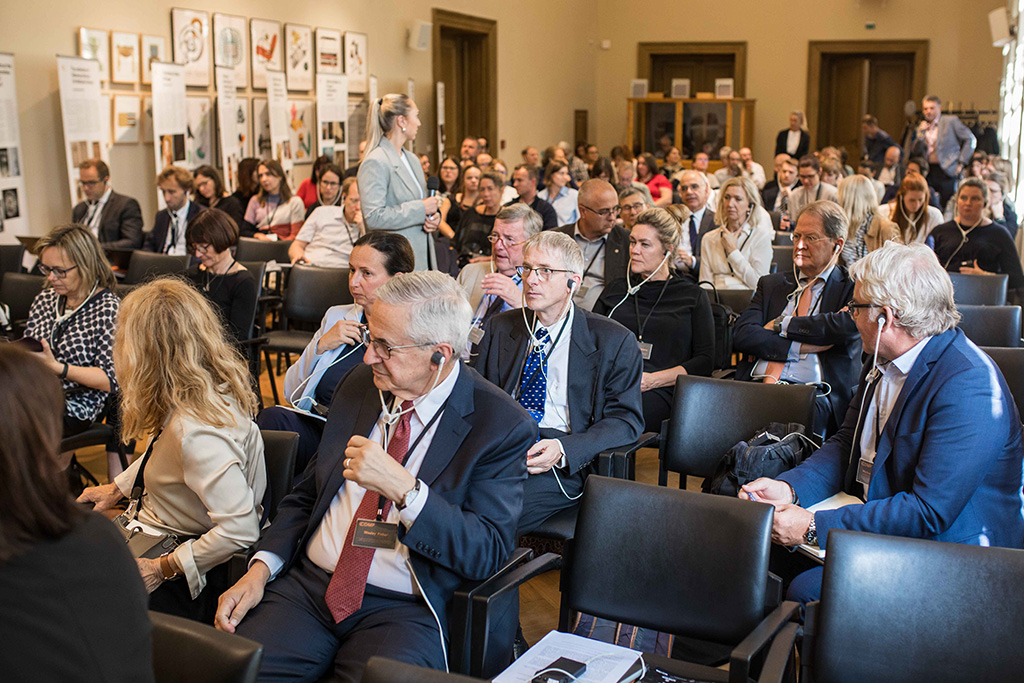 8th International Conference Transferred to Reich Ownership was successfully concluded.