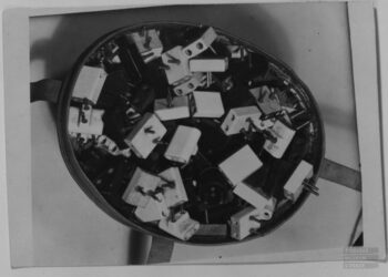 Elektromateriál ve skladu Treuhandstelle (zdroj: http://collections.jewishmuseum.cz)