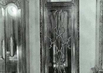 Zabavené sloupové hodiny ve skladu Treuhandstelle (zdroj: http://collections.jewishmuseum.cz)