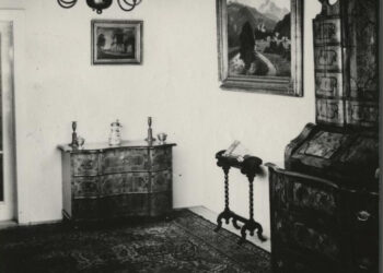 Zabavené byty židovských obyvatel. Zákoutí přepychového pokoje (zdroj: http://collections.jewishmuseum.cz)